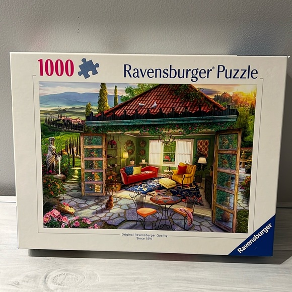 🔴2/$25🔴Ravensburger Tuscan Oasis Jigsaw Puzzle 1000 Pieces - Picture 1 of 3